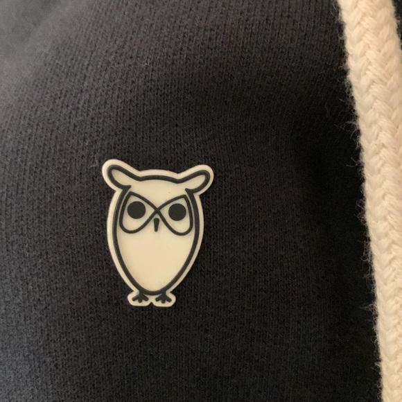 KNOWLEDGECOTTON APPAREL NAVY BLUE ZIP UP HOODIE WITH OWL LOGO - Picture 2 of 8